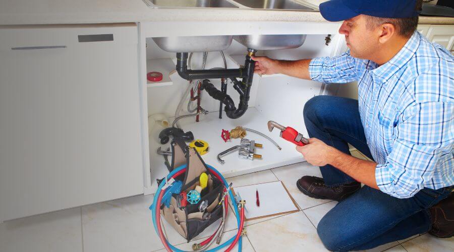 Professional sewer line replacement in Comerio, PR